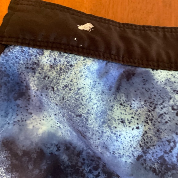 Men’s Hurley Board Shorts Size 28 - Picture 3 of 6